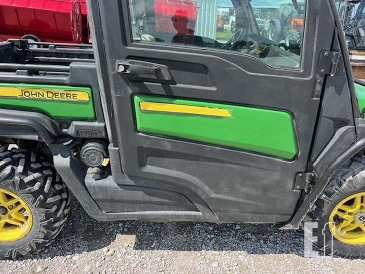 john-deere-gator-xuv-835r-image-16