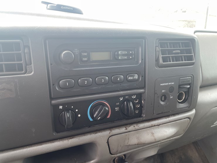 2003-ford-f550-image-73