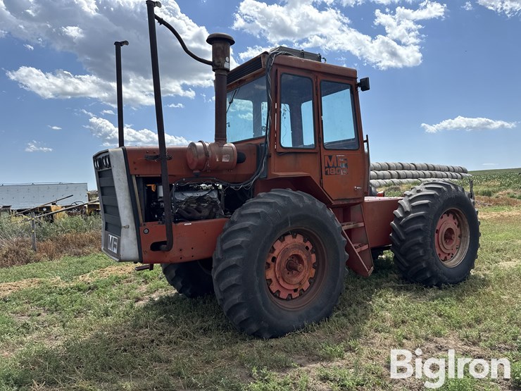 1972-massey-ferguson-1800-image-1