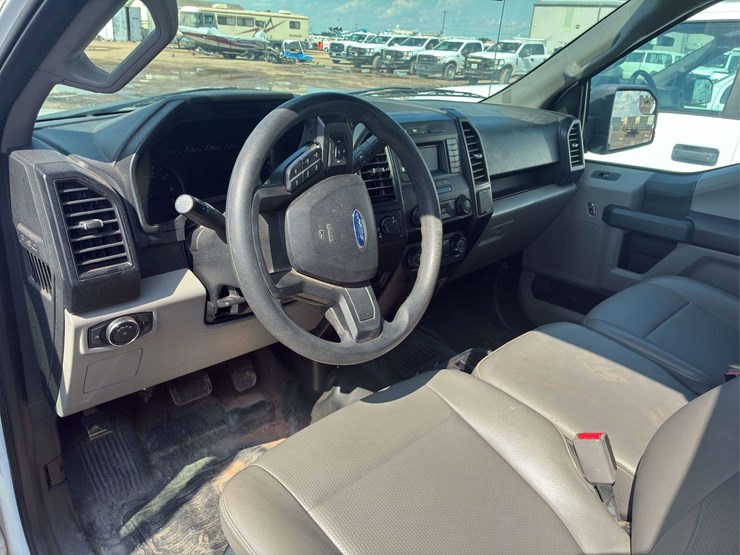 2015-ford-f150-lariat-image-9