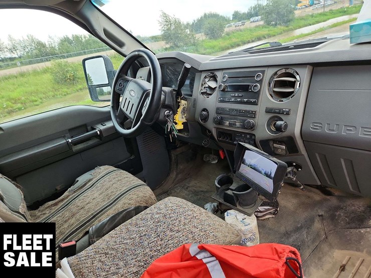2016-ford-f550-image-16