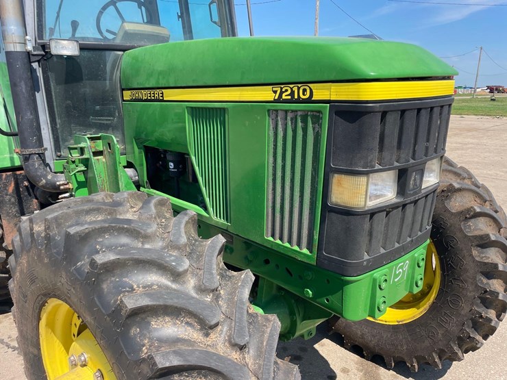 john-deere-7210-image-14