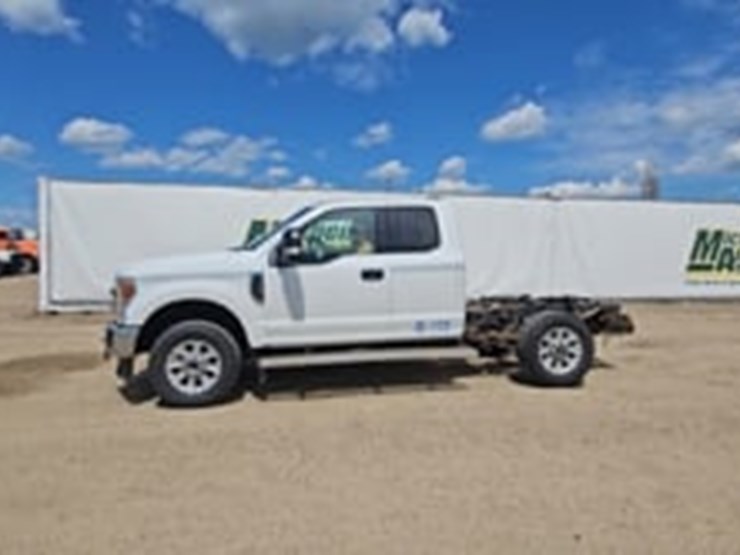 2020-ford-f350-image-5
