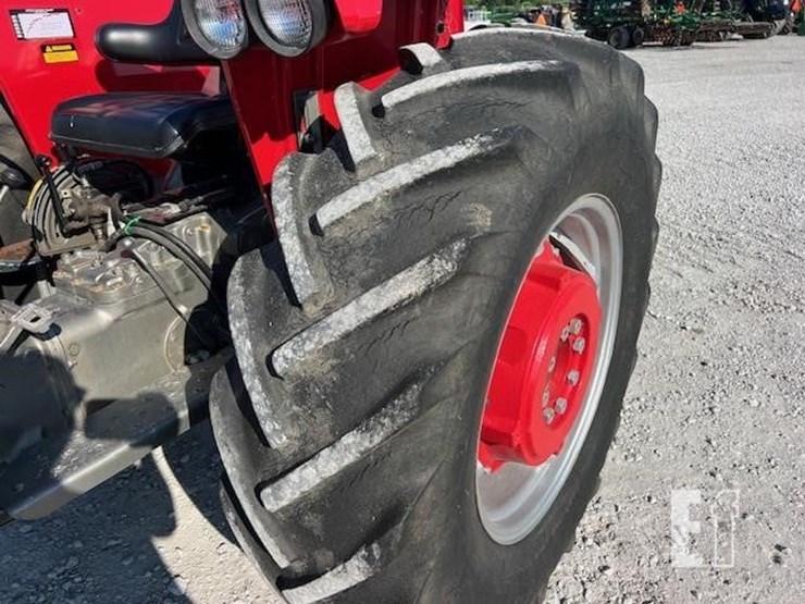 massey-ferguson-175-image-18