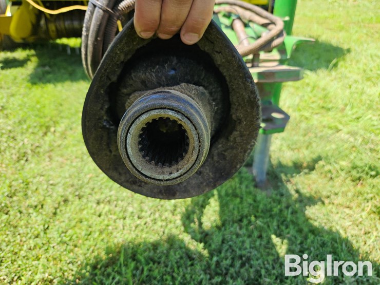 john-deere-535-image-11