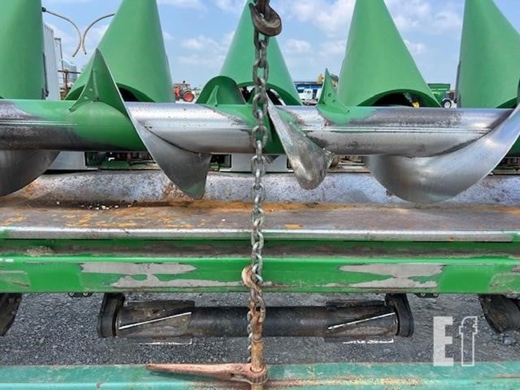 2009-john-deere-608c-image-18