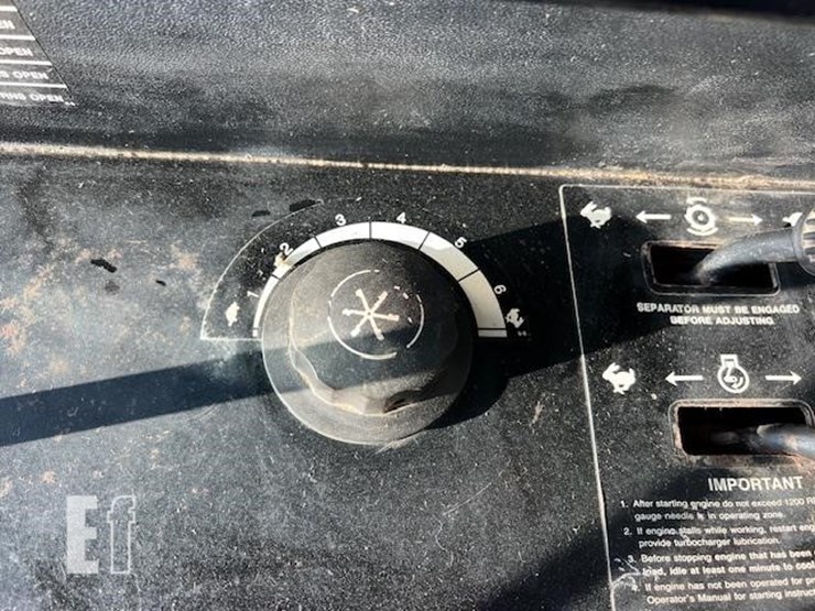 1988-john-deere-8820-titan-ii-image-52