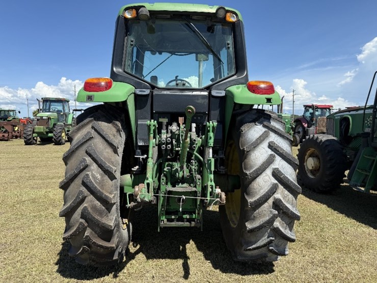 john-deere-7130-image-5