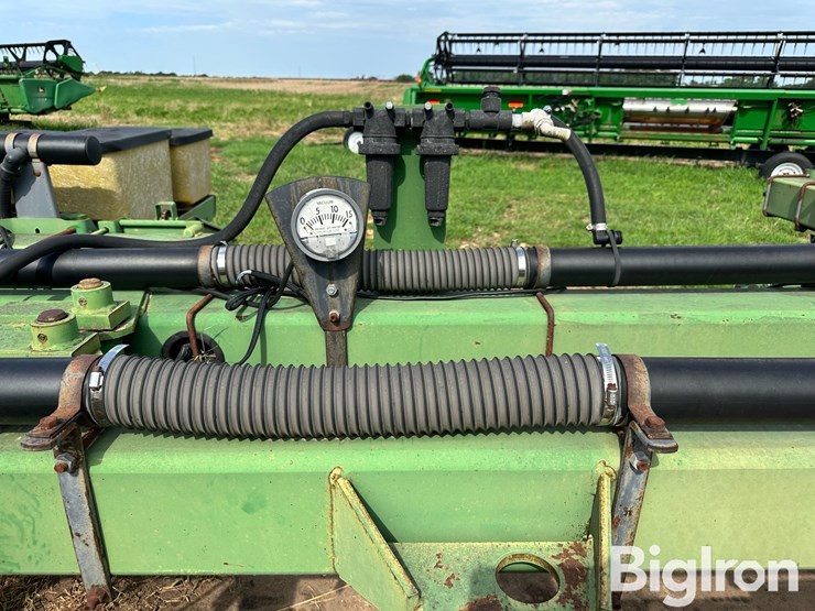 john-deere-7200-image-17
