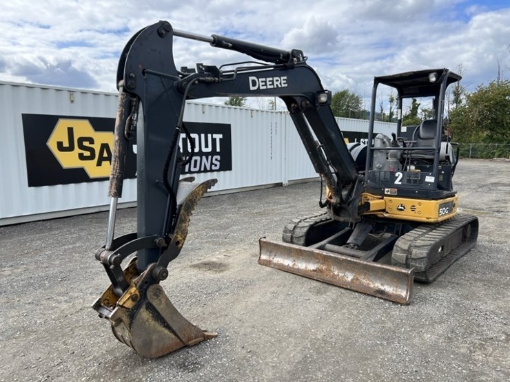 deere-50g-image-1