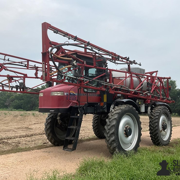2002 CASE IH SPX3200