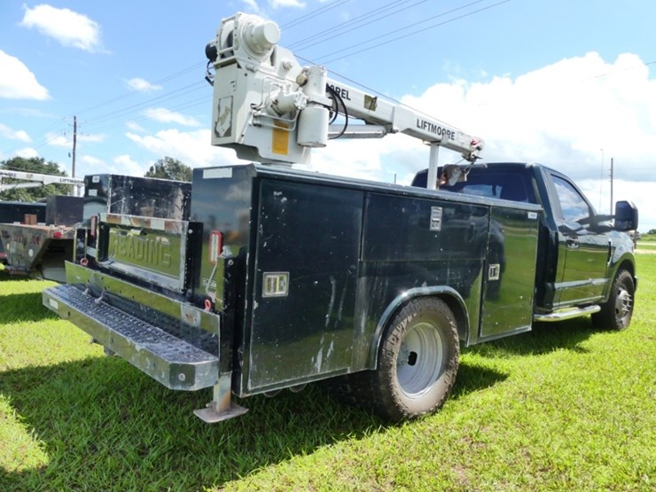 2019-ford-f350-xl-image-3