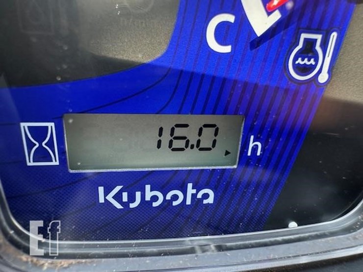 2023-kubota-ssv75-image-32