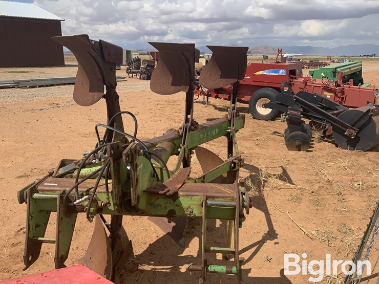 john-deere-8350-image-1