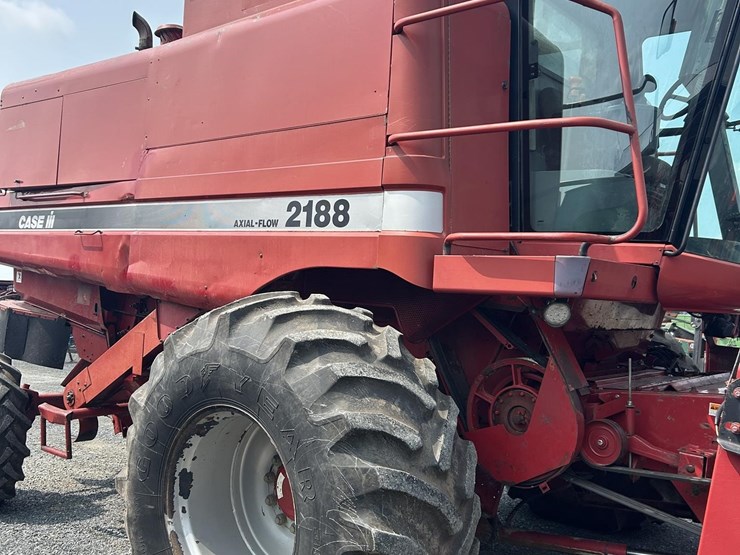 case-ih-2188-image-2