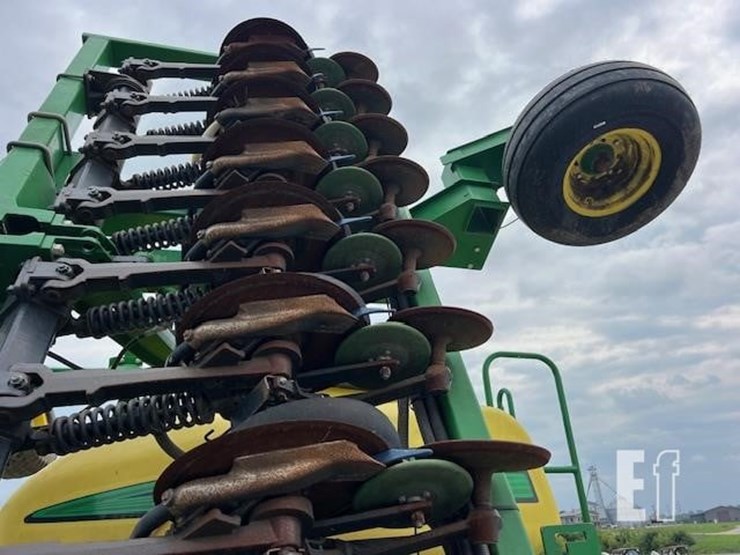 2018-john-deere-1990ccs-image-21