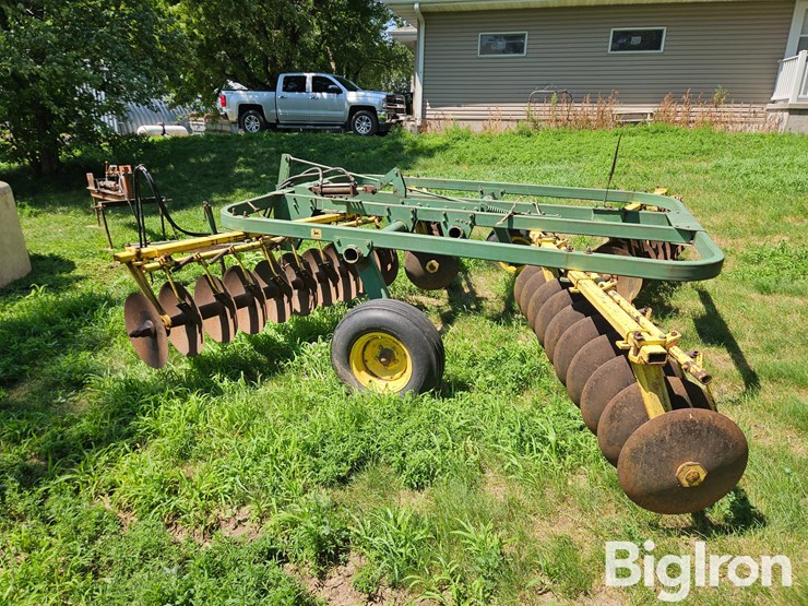 john-deere-110-image-8