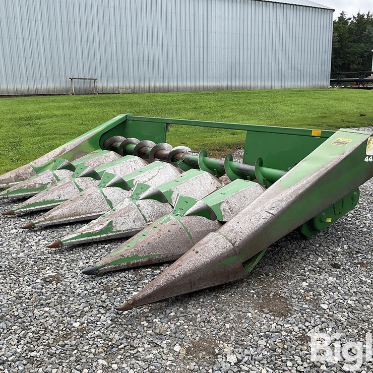 1984 JOHN DEERE 643