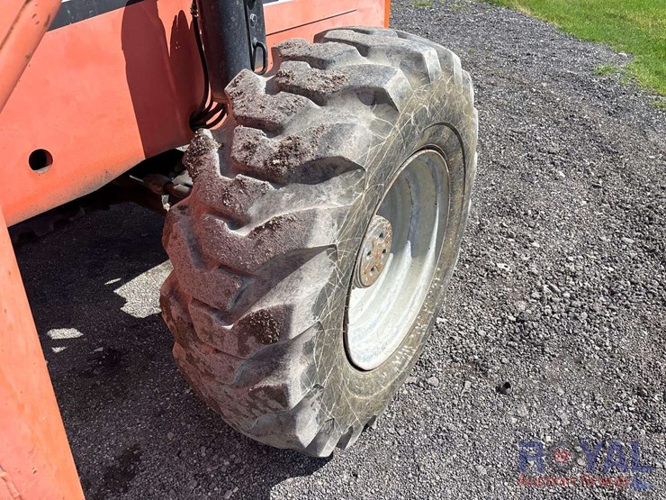 2007-jlg-skytrak-10042-10,000lb-4x4-rough-terrain-telehandler-image-17