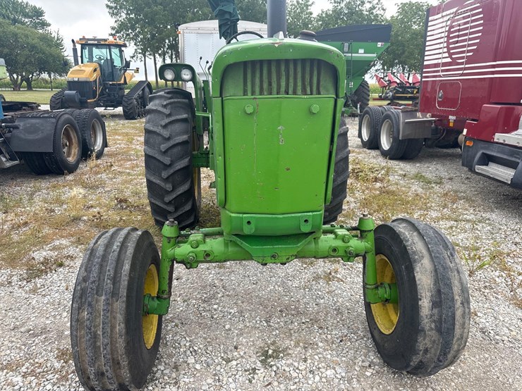 1969-john-deere-3020-image-2