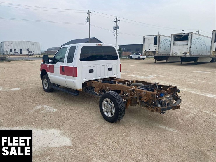2015-ford-f350-image-3