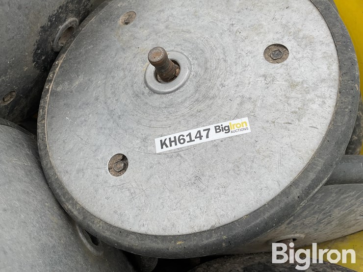 john-deere-8-image-13