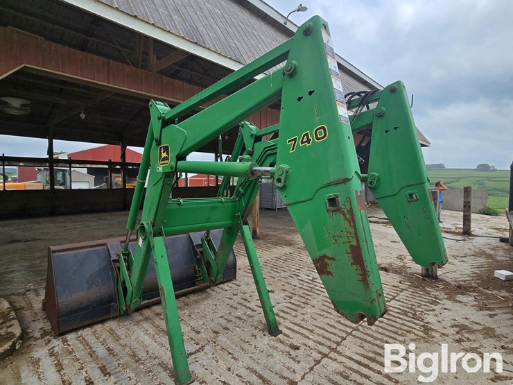 john-deere-740-image-7