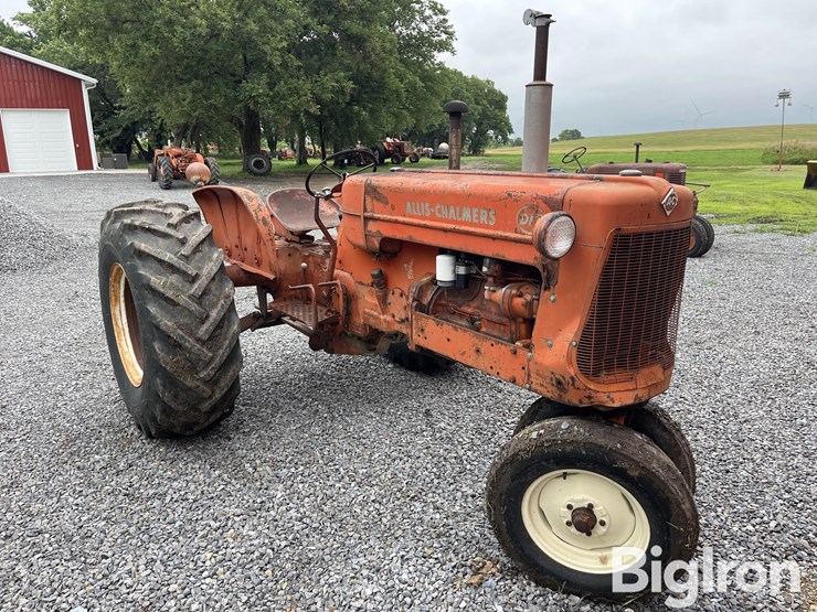 1957-allis-chalmers-d17-image-3