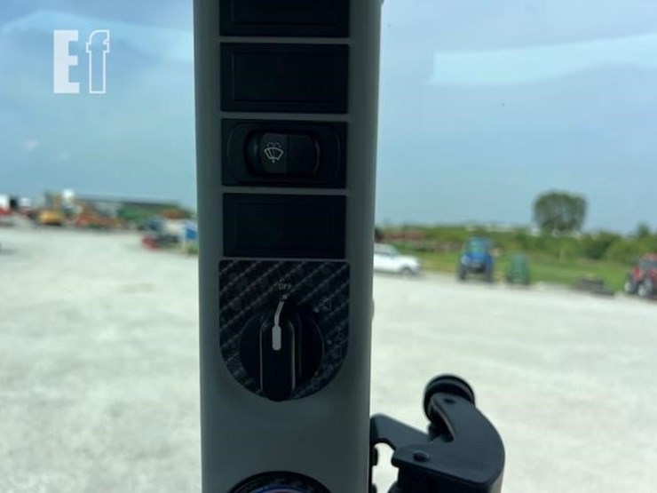 new-holland-ts6.130-image-46