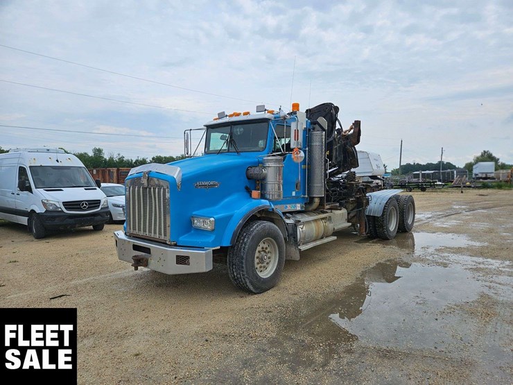 2000-kenworth-t800-image-1