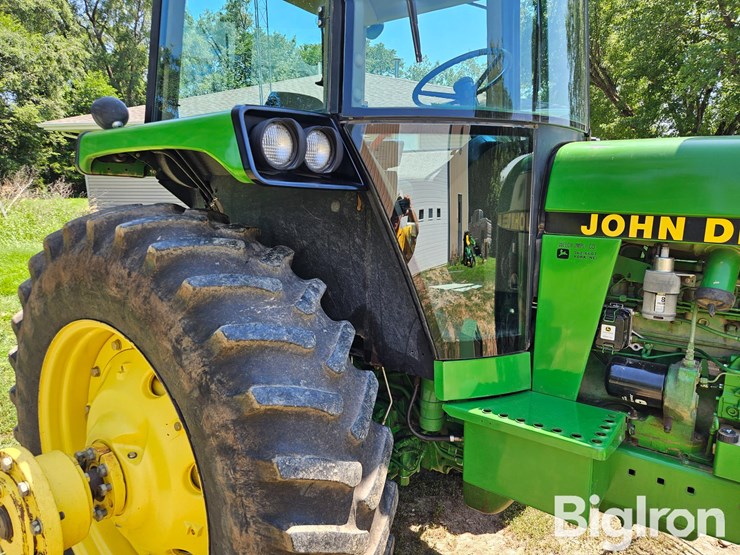 1992-john-deere-4255-image-18
