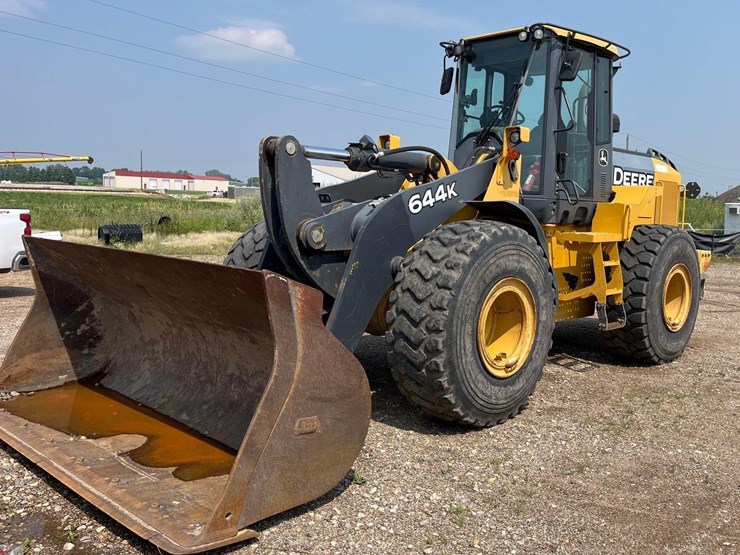 deere-644-image-1