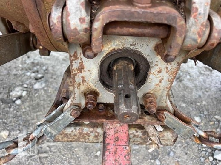 massey-ferguson-255-image-17