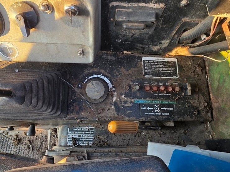 john-deere-4420-image-53