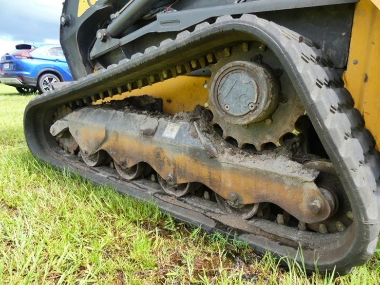 new-holland-c345-image-6