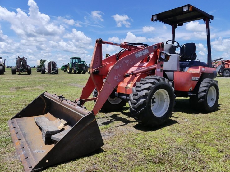 kubota-r520s-image-2