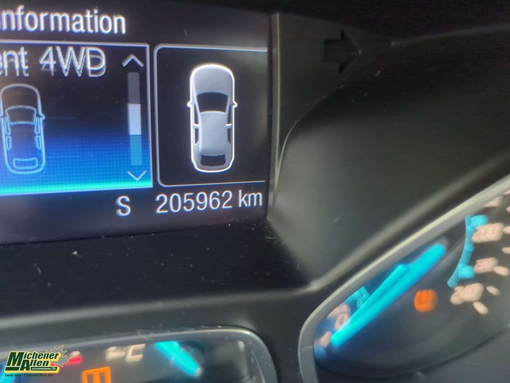 2013-ford-escape-sel-image-8