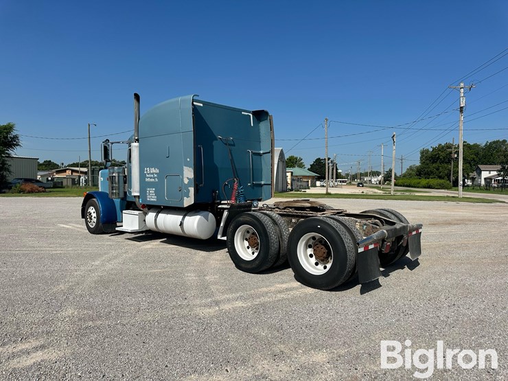 2005-peterbilt-379-image-7