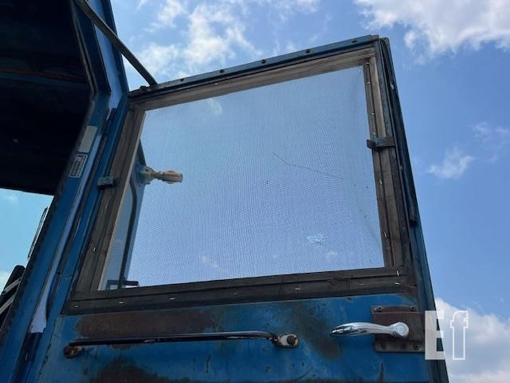 ford-8600-image-27