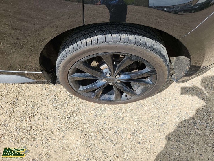 2015-ford-edge-image-24