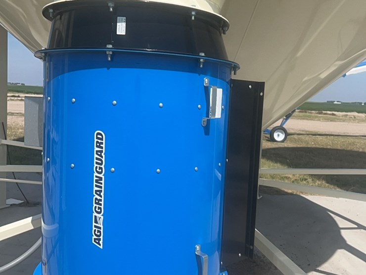 concept-7,500-bu.-hopper-bin,-equipped-with-bin-fan-with-3-phase-agi-grainguard-10-hp-electric-motor.-image-30