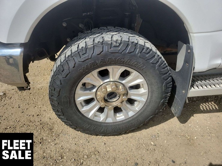 2020-ford-f350-image-26
