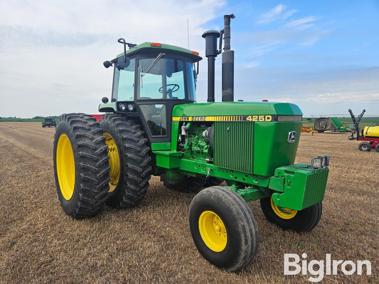 1985-john-deere-4250-image-3