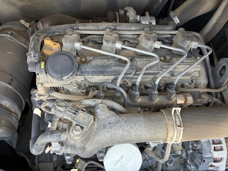 2019-bobcat-e85-image-17