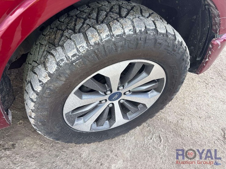 2017-ford-f150-image-30