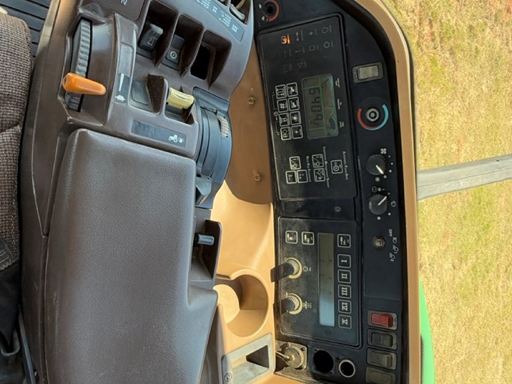 john-deere-8420-image-22