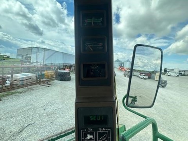 1997-john-deere-4890-image-35
