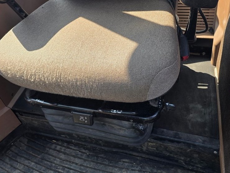 john-deere-7810-image-61