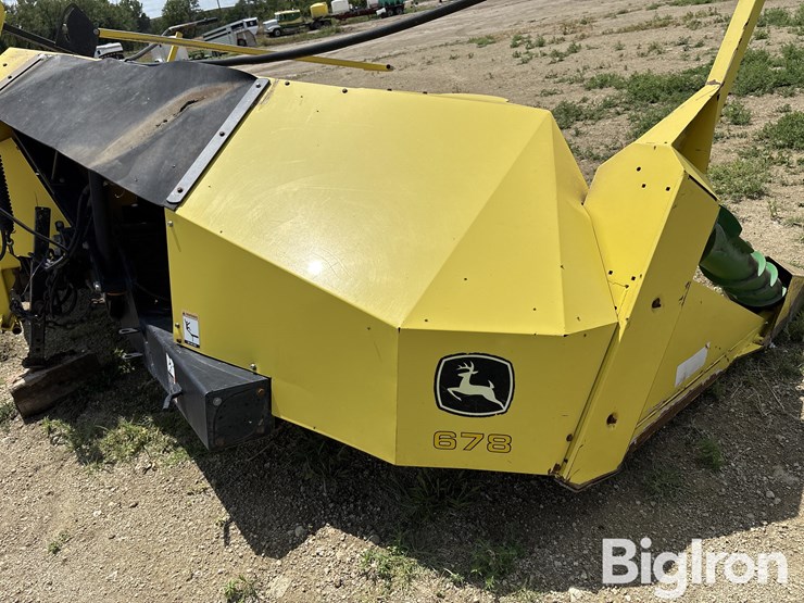 2010-john-deere-678-image-10