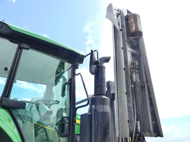 2024-john-deere-6110m-image-8